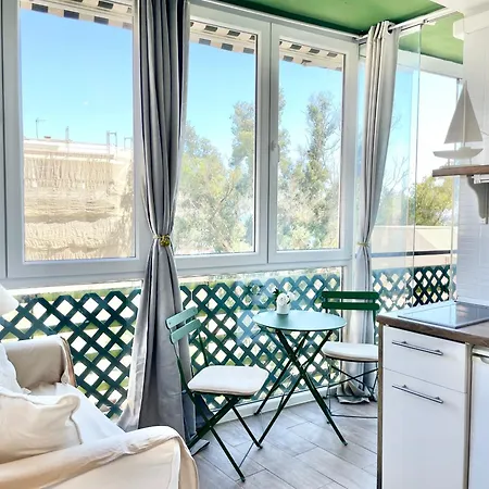 Apartman Mediterraneo Front - Eaw Homes *